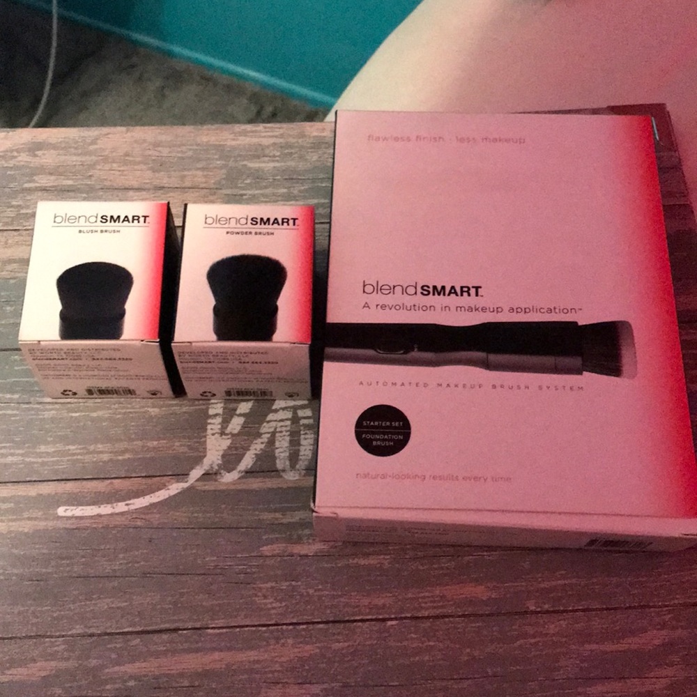Blendsmart makeup brush starter set!!!